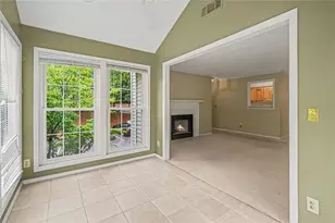 1509 Gettysburg Pl, Sandy Springs, GA 30350 - Photo 5