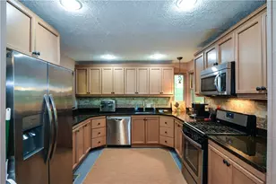 86 Bailey Dr SW, Lilburn, GA 30047 - Photo 19