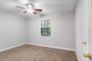 1141 Holly Hills Dr SW, Lilburn, GA 30047 - Photo 27