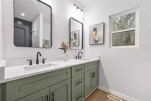 1674 Mary George Ave NW, Atlanta, GA 30318 - Photo 19