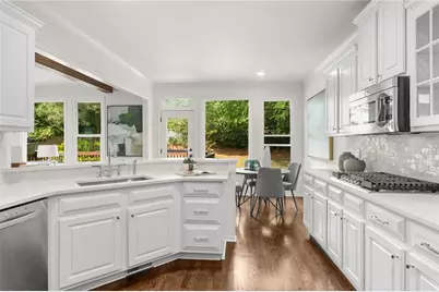 1355 Chattahoochee Run Drive, Suwanee, GA 30024 - Photo 13