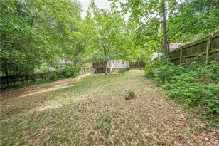 275 Amy Dr NE, Marietta, GA 30060 - Photo 17