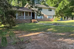 764 Trailwood Dr, Riverdale, GA 30274 - Photo 3