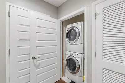 1080 Peachtree Street NE #3201, Atlanta, GA 30309 - Photo 21
