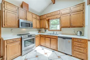 2921 Hadrian Dr SW, Snellville, GA 30078 - Photo 13