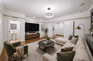 552 Sarabrook Pl, Atlanta, GA 30342 - Photo 23