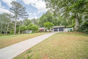 4858 Tarleton Dr SW, Lilburn, GA 30047 - Photo 25
