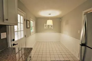 6075 Harleston, Sandy Springs, GA 30328 - Photo 3