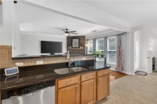 3833 Memphis Dr, Suwanee, GA 30024 - Photo 9
