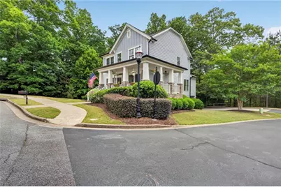 3833 Memphis Drive, Suwanee, GA 30024 - Photo 3