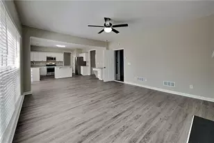 2215 Traywick, Alpharetta, GA 30004 - Photo 3