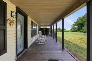 5525 Sandy Cross Rd, Carnesville, GA 30521 - Photo 5