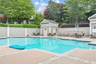 2075 River Falls Dr, Roswell, GA 30076 - Photo 73