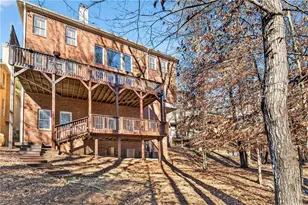2075 River Falls Dr, Roswell, GA 30076 - Photo 61