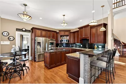 2075 River Falls Drive, Roswell, GA 30076 - Photo 15
