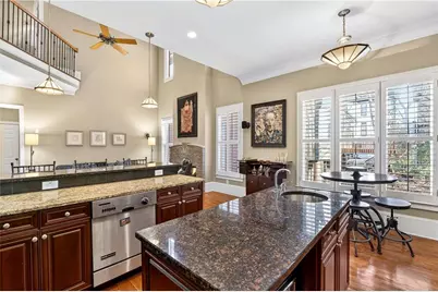 2075 River Falls Drive, Roswell, GA 30076 - Photo 17