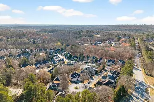 2075 River Falls Dr, Roswell, GA 30076 - Photo 69