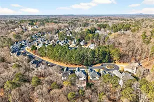2075 River Falls Dr, Roswell, GA 30076 - Photo 67