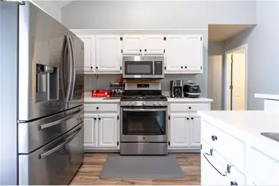 727 Eight Point Court, Suwanee, GA 30024 - Photo 9