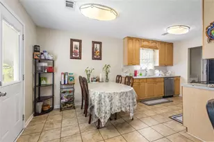 1729 Brandi Ln, Loganville, GA 30052 - Photo 5