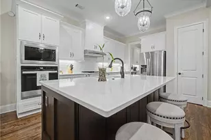 300 Trecastle Ln, Canton, GA 30114 - Photo 9