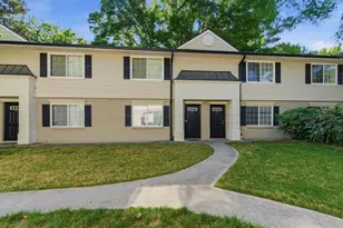 6940 Roswell Rd, Sandy Springs, GA 30328 - Photo 11