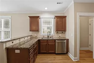 91 Camden Village Dr, Newnan, GA 30265 - Photo 13