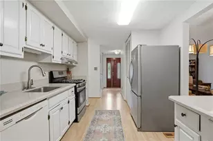 140 Hillside Ln, Roswell, GA 30076 - Photo 7