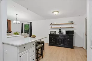 140 Hillside Ln, Roswell, GA 30076 - Photo 9
