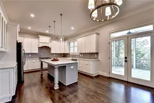 383 Birchfield Dr, Marietta, GA 30068 - Photo 19