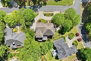 2336 Edgemere Lake Cir, Marietta, GA 30062 - Photo 3