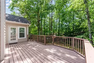 8910 Club River Dr, Roswell, GA 30076 - Photo 33