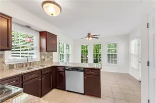 8910 Club River Dr, Roswell, GA 30076 - Photo 13