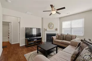 1009 Eldon Ln, Fairburn, GA 30213 - Photo 5