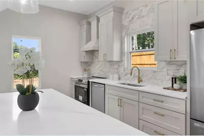 2627 Ben Hill Avenue, Atlanta, GA 30344 - Photo 9
