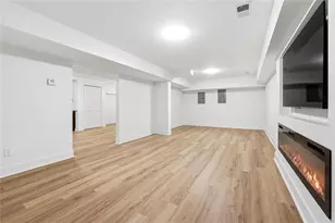 4304 Lindsey Way NE, Roswell, GA 30075 - Photo 17