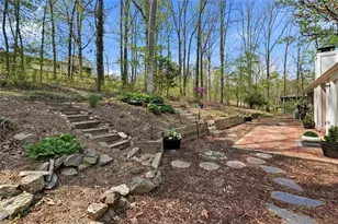 4304 Lindsey Way NE, Roswell, GA 30075 - Photo 23