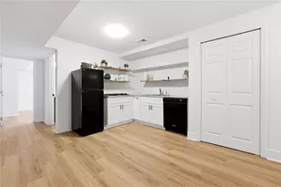 4304 Lindsey Way NE, Roswell, GA 30075 - Photo 19