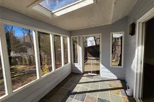 885 Melody Ln, Roswell, GA 30075 - Photo 19