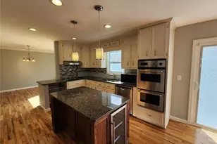 885 Melody Ln, Roswell, GA 30075 - Photo 15