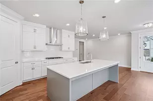 563 Pearl St, Cumming, GA 30040 - Photo 9