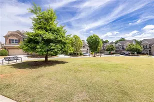 7595 Stoneridge Dr, Atlanta, GA 30328 - Photo 37