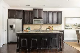7595 Stoneridge Dr, Atlanta, GA 30328 - Photo 19