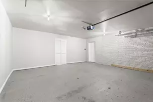 495 Larchmont Cir NW, Atlanta, GA 30318 - Photo 39