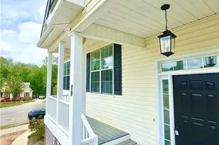 79 Kingsbrook Cir, Newnan, GA 30265 - Photo 3