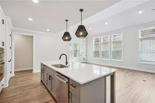 551 Pearl St, Cumming, GA 30040 - Photo 11