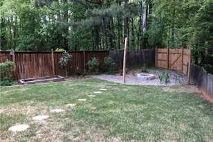 370 Manor Glen Dr, Suwanee, GA 30024 - Photo 29