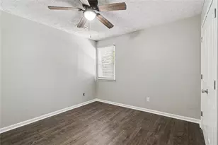 627 Towngate Blvd, Jonesboro, GA 30238 - Photo 11