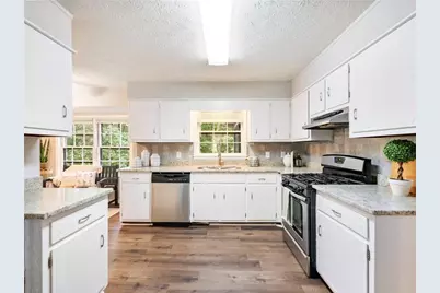 2880 Bruckner Boulevard, Snellville, GA 30078 - Photo 13