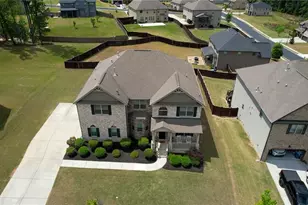 3323 Shoals Ridge Dr, Dacula, GA 30019 - Photo 3